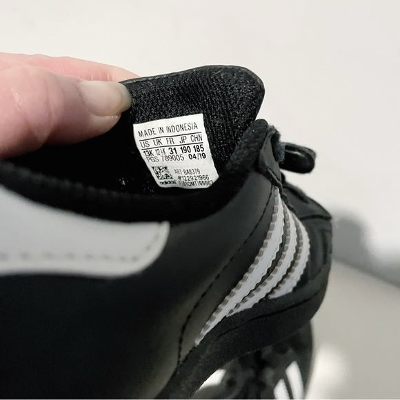 Adidas superstar black lace up ortholite shoes 13C, child leather runners - Picture 5 of 6